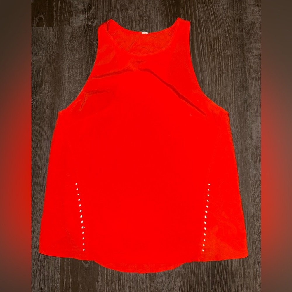 Lululemon tank